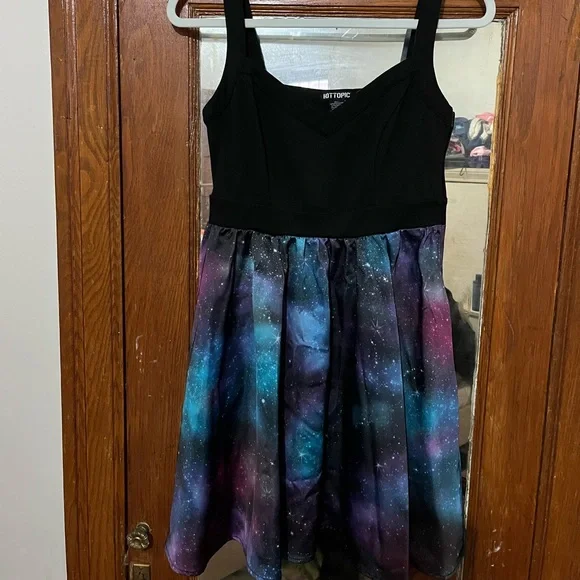 galaxy skater dress hot topic Cosmic Aura Galaxy Tiered Organza Dress